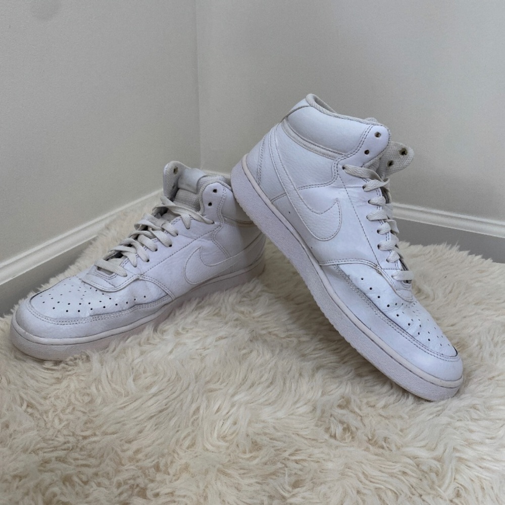 Barely Worn Nike Air Force 1- High Tops size 10.5